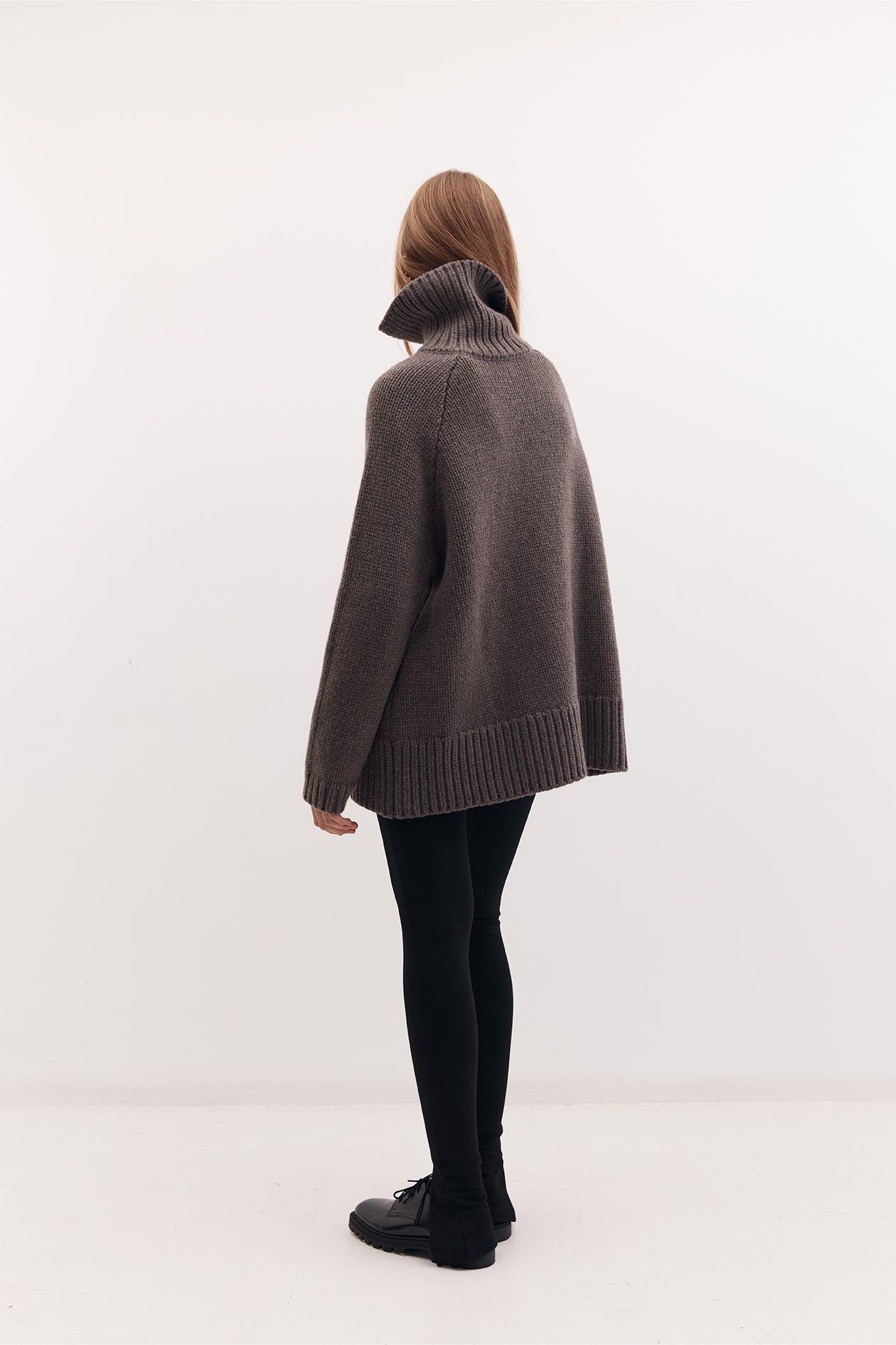 Roberta wool turtleneck sweater